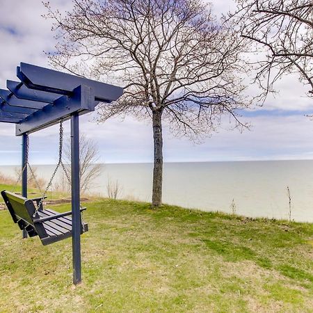 Waterfront Algoma Vacation Rental On Lake Michigan ภายนอก รูปภาพ